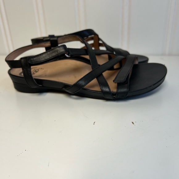 Abeo Bio system Elegant Black Strappy Sandals Size 7 - Picture 1 of 6